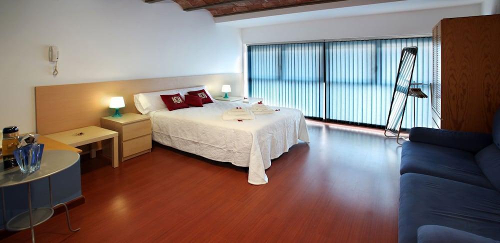Apartamento กราโนแยร์ส ภายนอก รูปภาพ